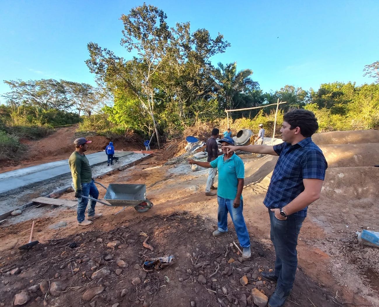 Construção de galerias, pontes e bueiros são iniciadas